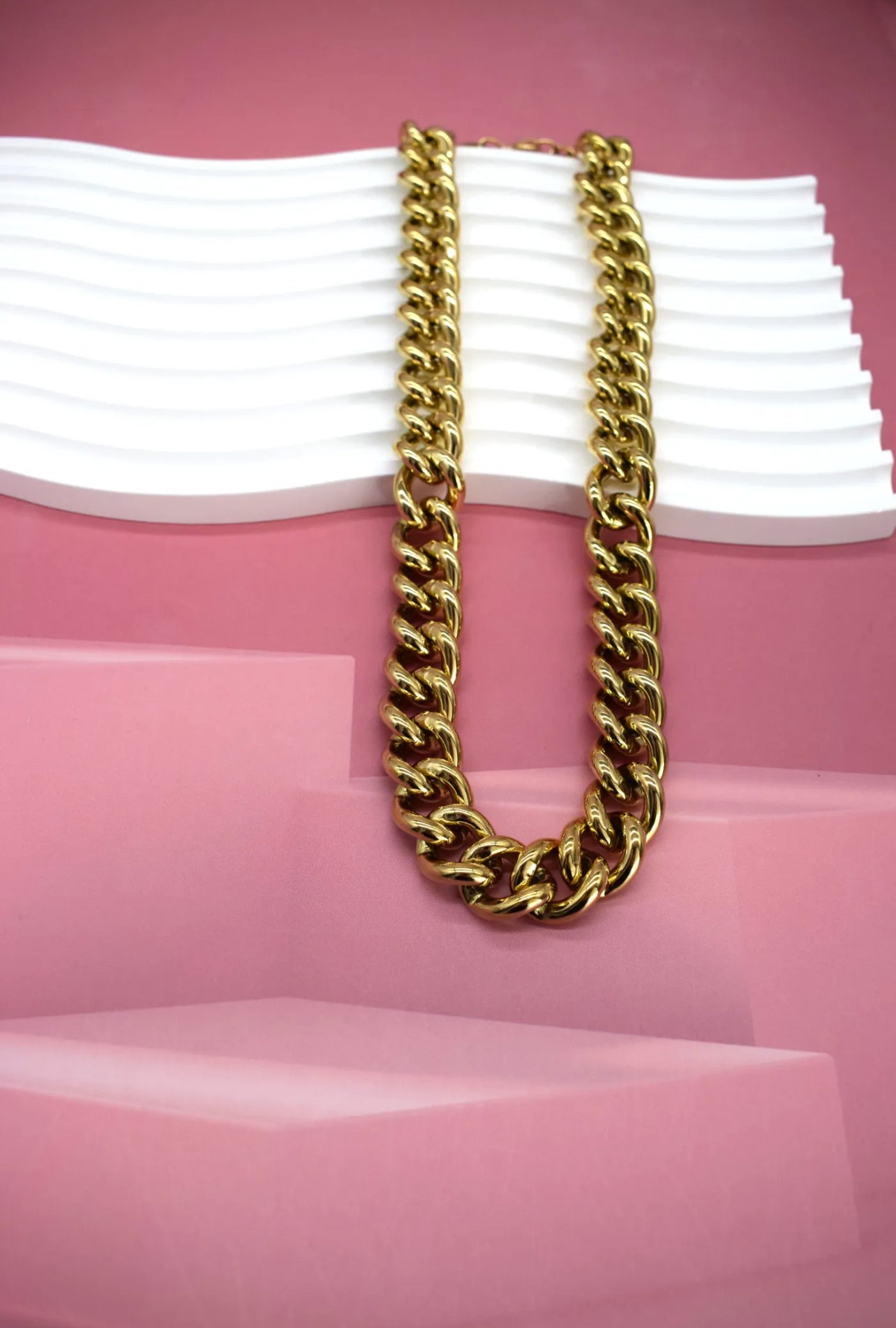 Collier Chaîne Épaisse Dorée Acier - Chic et sublime by sz