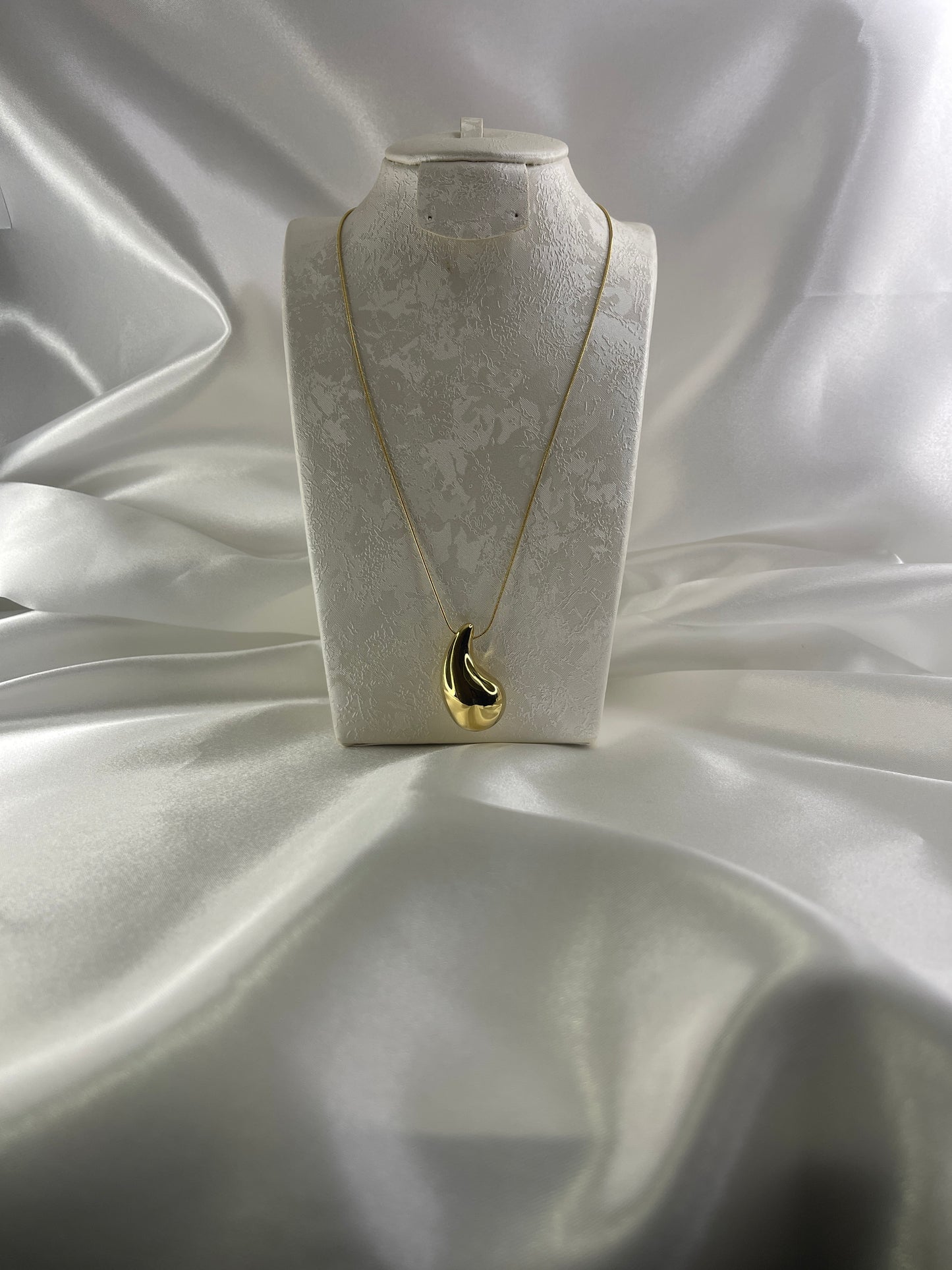 Collier goutte d'eau - Chic et sublime by sz