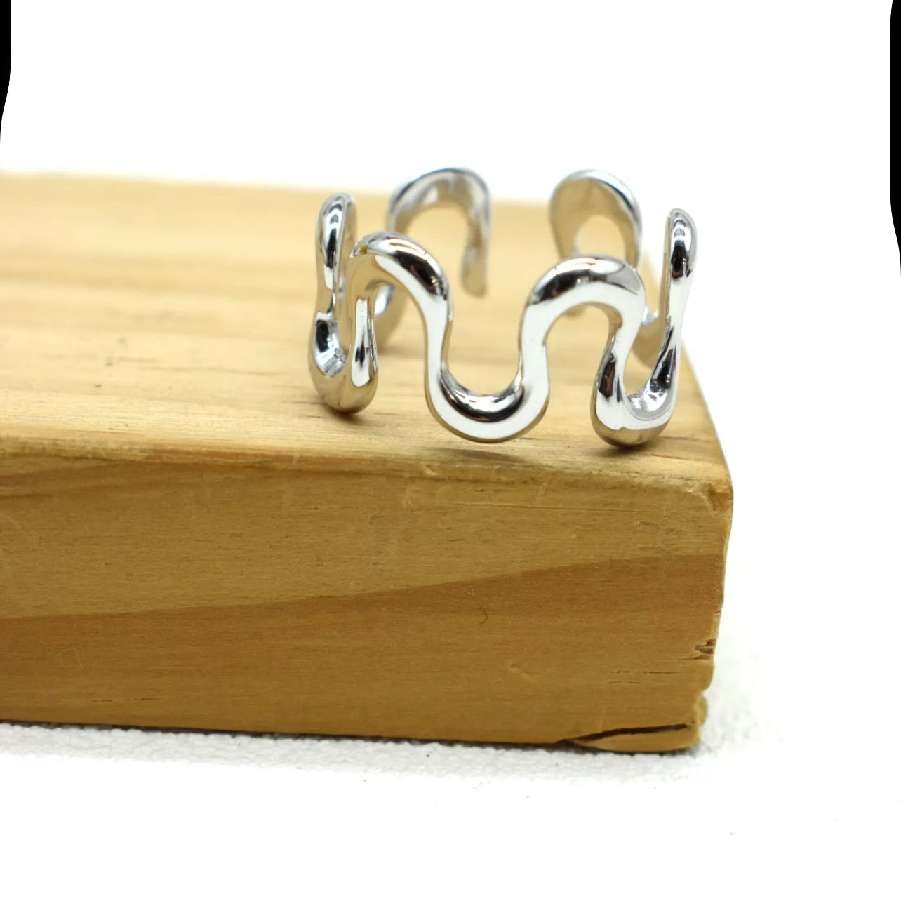 Bague Viva – Élégance Ondulée - Chic et sublime by sz