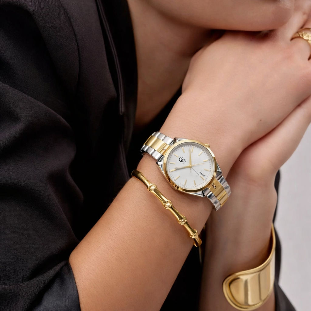 Montre Femme rond bracelet doré et argent